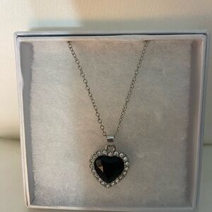 Elegant Black Heart Pendant Necklace